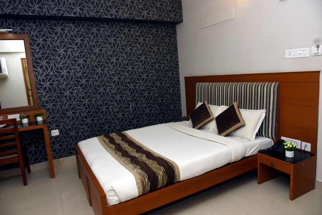 Hotel Pearl International Chennai Extérieur photo
