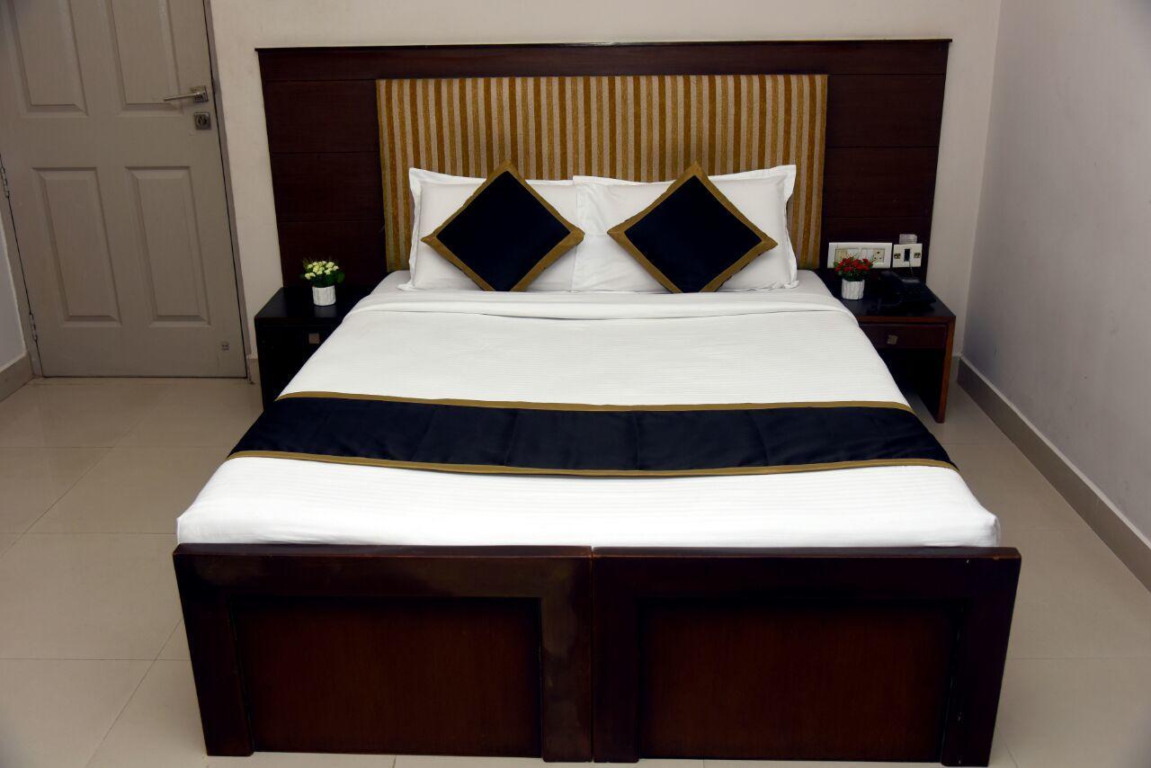Hotel Pearl International Chennai Extérieur photo